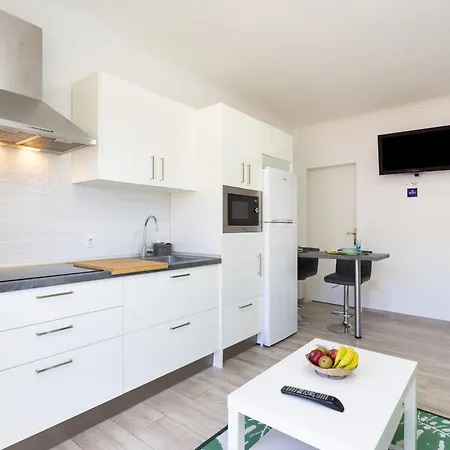 Home2book Charming Mountain Views Silos Apartment